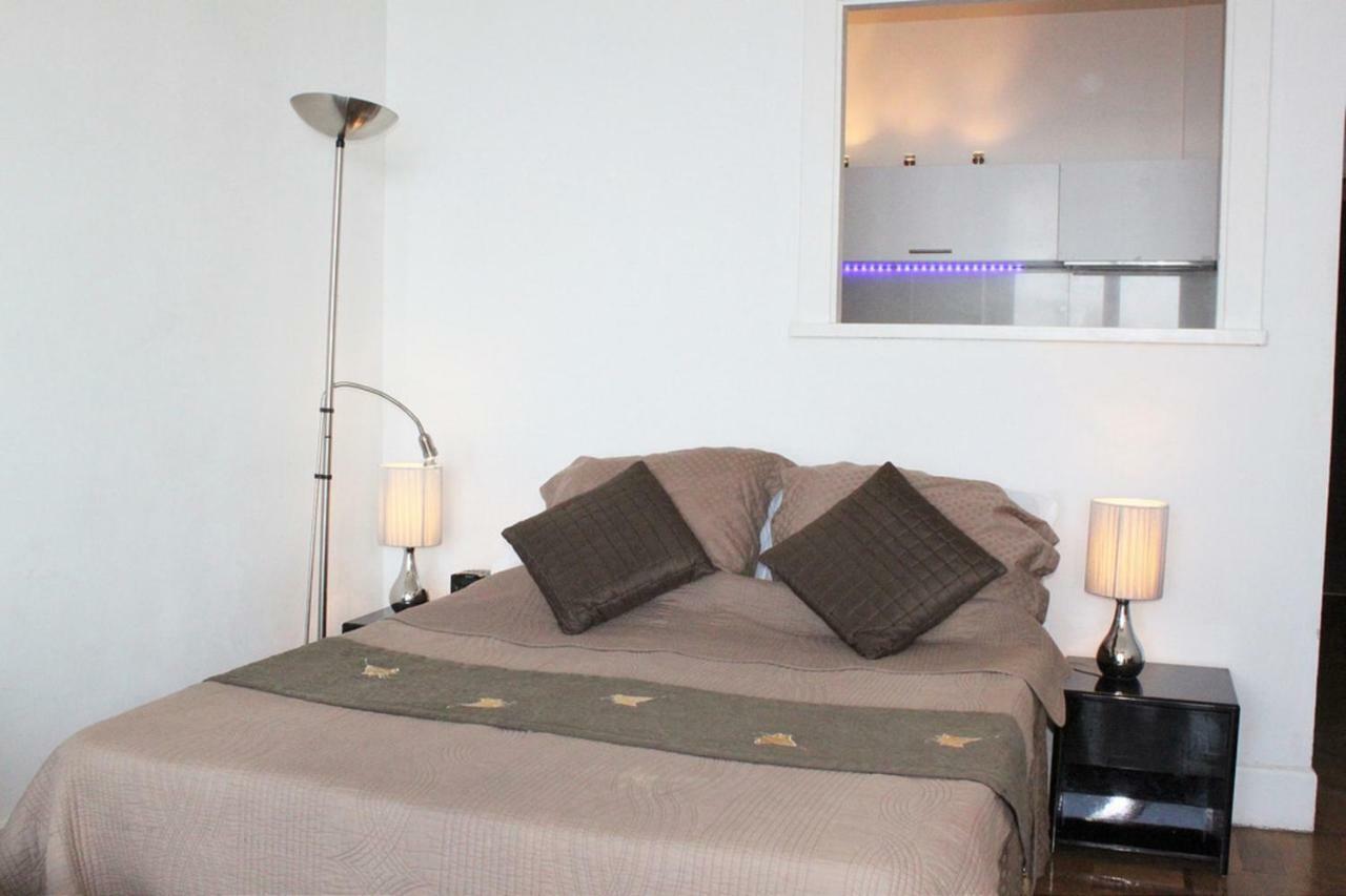 Beachfront Apartment Promenade Des Anglais Ніцца Екстер'єр фото
