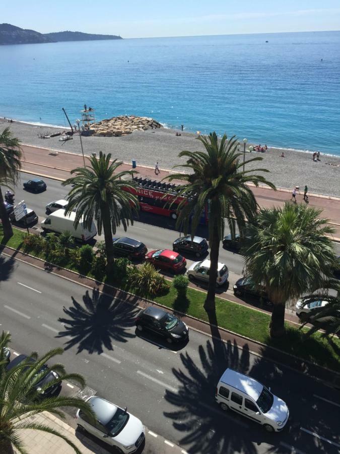 Beachfront Apartment Promenade Des Anglais Ніцца Екстер'єр фото