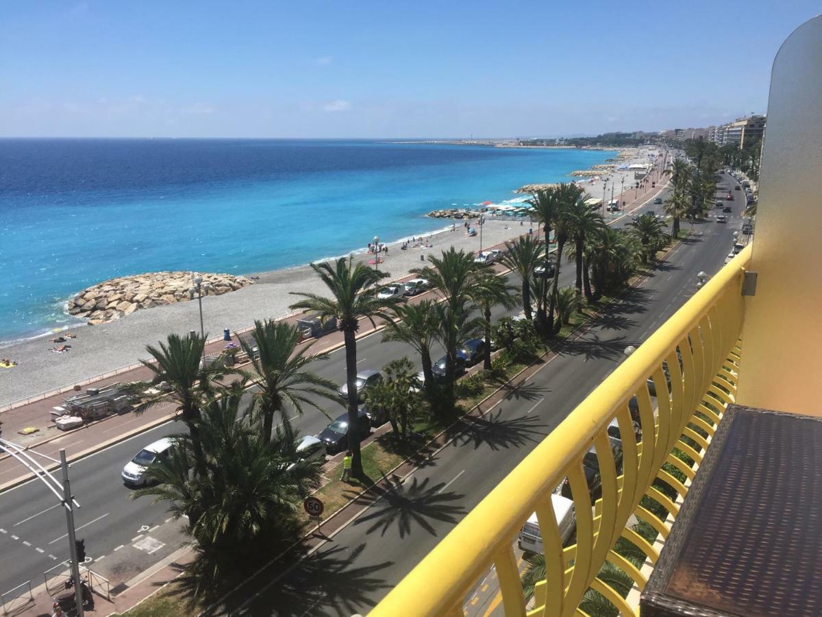 Beachfront Apartment Promenade Des Anglais Ніцца Екстер'єр фото