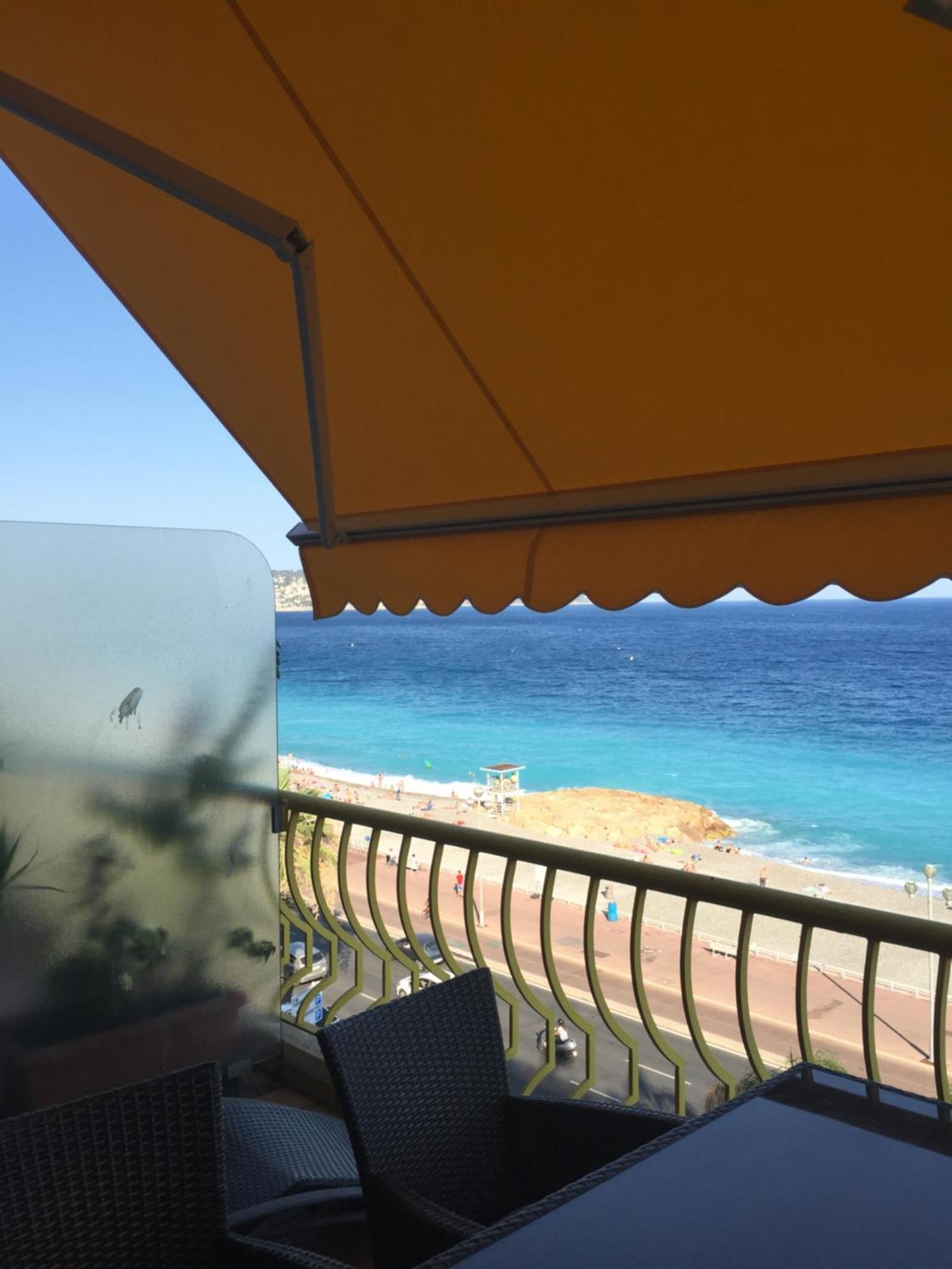 Beachfront Apartment Promenade Des Anglais Ніцца Екстер'єр фото