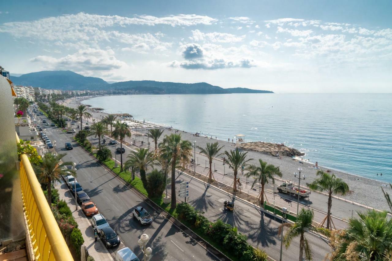 Beachfront Apartment Promenade Des Anglais Ніцца Екстер'єр фото
